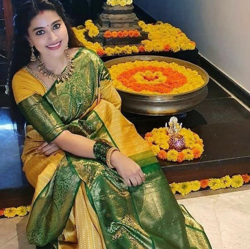 Yellow Zari Woven Kanjivaram Soft Lichi Silk Saree