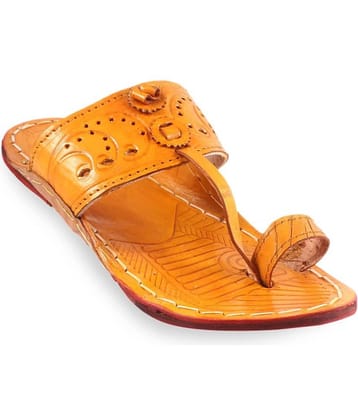 Anjaneya Creations Yellow Men's Kolhapuris