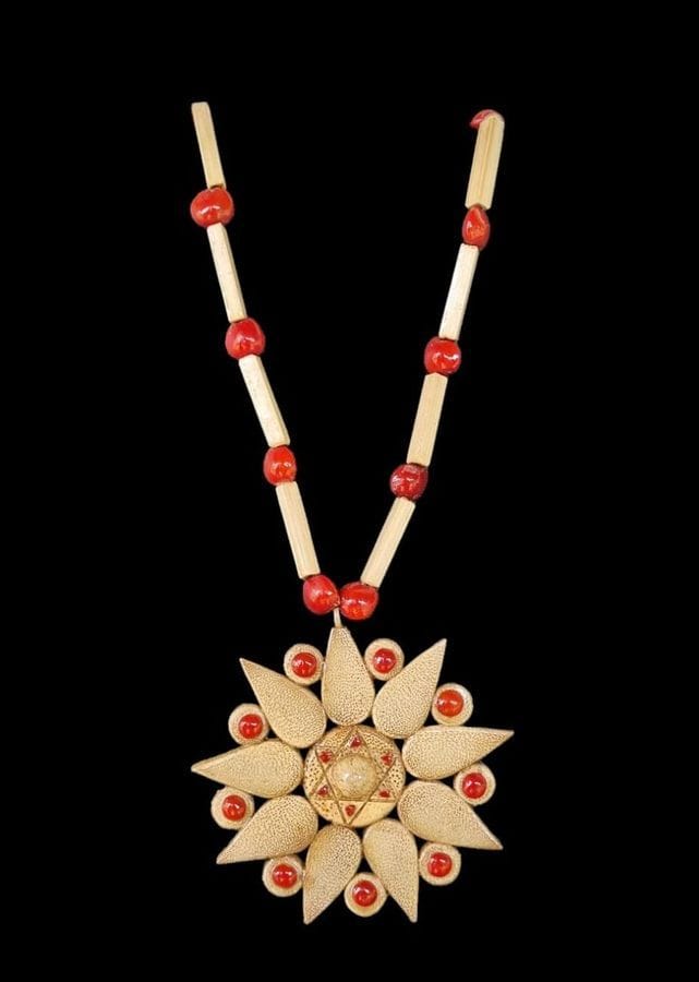 ASOMI BAMBOO HANDCRAFTED NECKLACE WITH BIG SIZE PENDANT
