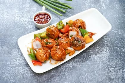 Masala Gravy Momos