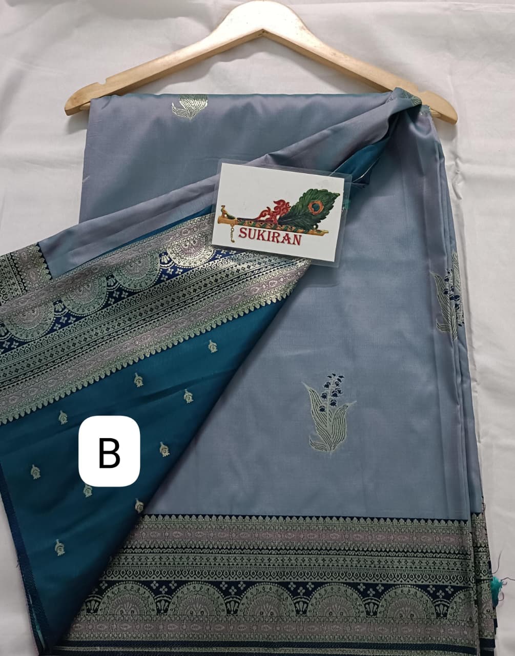 Pure banarasi soft silk sarees with rice pallu and booti blouse
