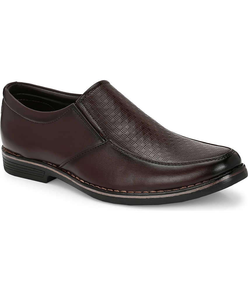 Leeport Brown Men's Slip On Formal Shoes