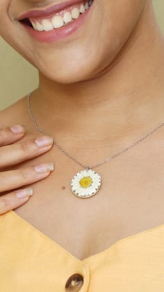 Daisy Necklace-Silver