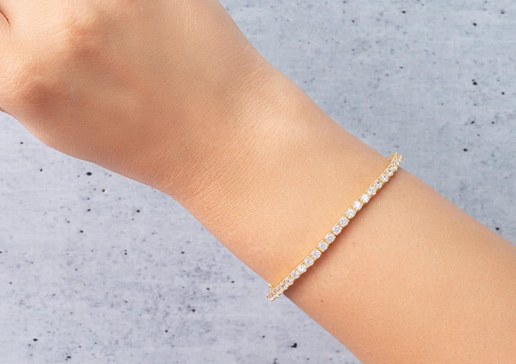 Charming Round Tennis Bracelet