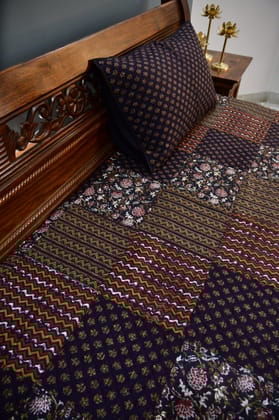 Black Dabu Print Quilted bedcover : Vibrant & Classy King size 90x108 inches