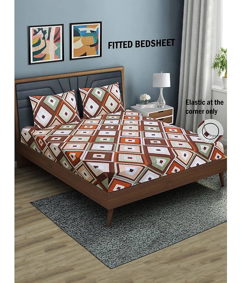 Home Candy Microfibre Abstract 1 Bedsheet with 2 Pillow Covers - Multi