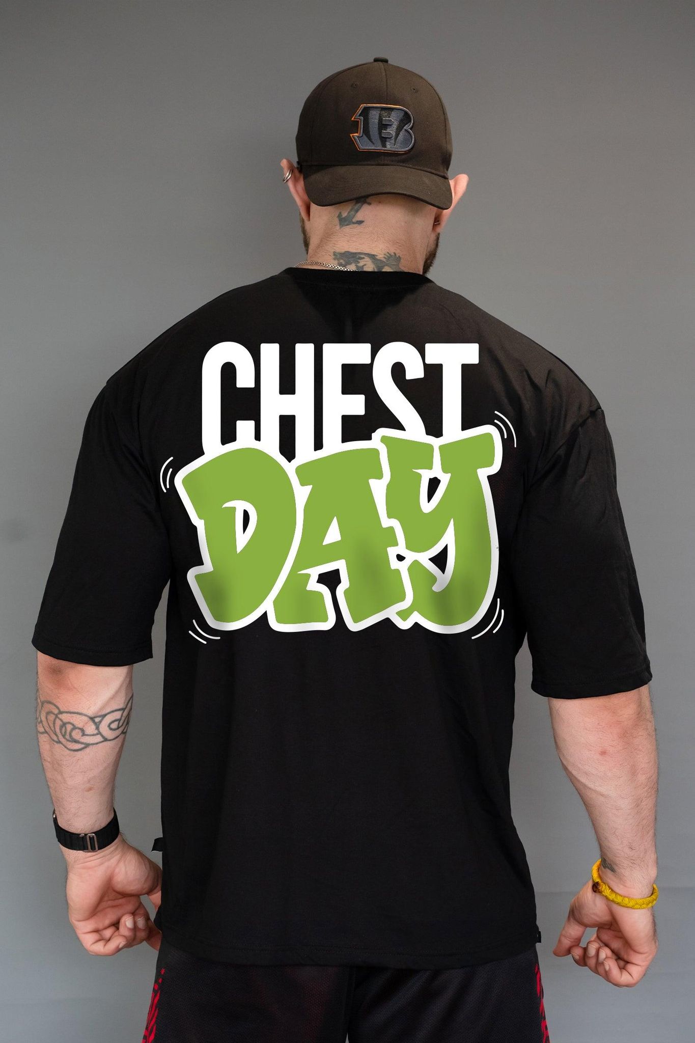CHEST DAY OVERSIZED T-SHIRT-S / BLACK TSHIRT WITH GREEN PRINT