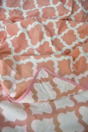 Pretty Peach and White Mul Mul DoharDouble Bed