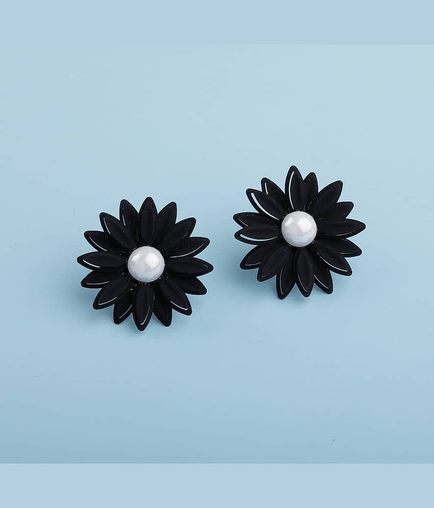 Silver Shine - Black Stud Earrings ( Pack of 1 )