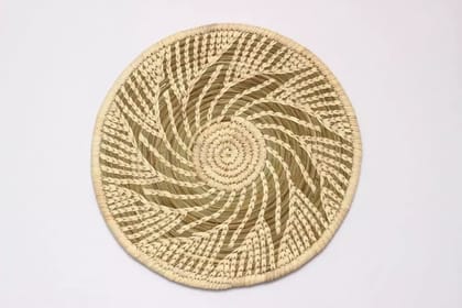 Tisser Handmade Sabai Grass Round Tray 10x10