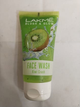 Lakme Blush & glow Face wash Kiwi crush 
