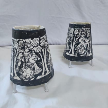 5 inch Radha Krishna design round lamp
