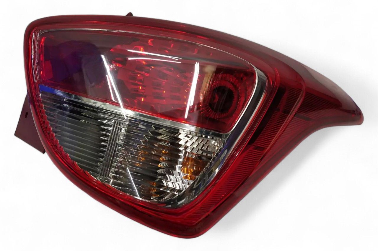 Lumax Rear Tail Lamp - RH AV626267