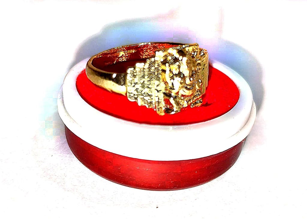 Men's and women's Gold plated Ring with Lion Head Design