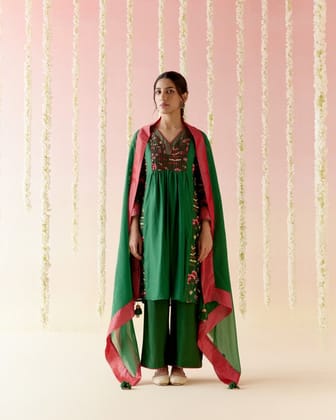 Pine Green Dupatta-Free Size / Pine Green