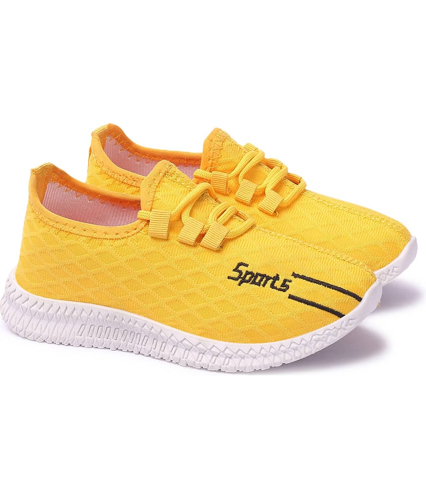 Hotspot - Yellow Boy's Running Shoes ( 1 Pair )