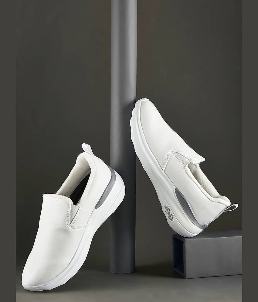 Campus IVORY White Men's Sports Running Shoes
