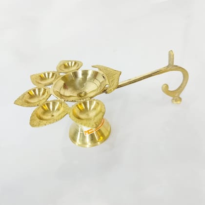 MAYAPURI Brass Pancha Pradip or Pancharti Diya Oil Lamp/Panch Aarti Jyoti Diya MAYAPURI Brass Pancha Pradip or Pancharti Diya Oil Lamp/Panch Aarti Jyoti Diya