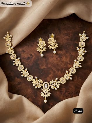 American dimond necklace- white