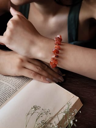 Alnaaz Fire Agate Bracelet-Green