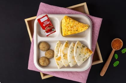Double Omelette & Meatballs With Masala Bread