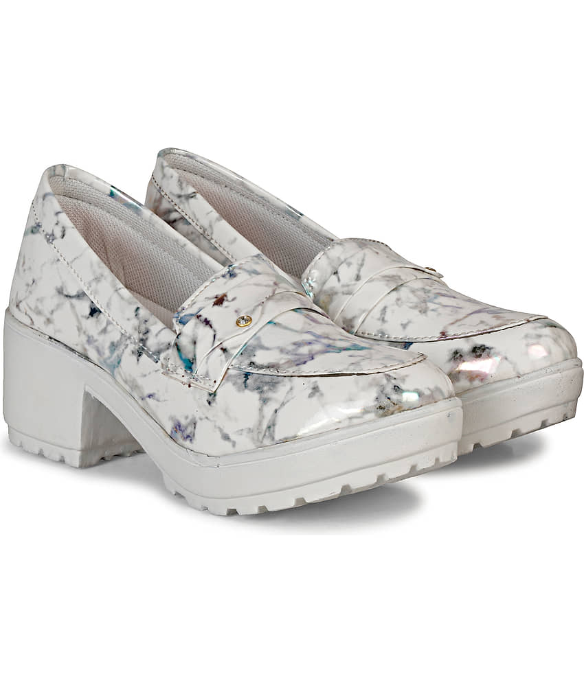 Commander - White Women's Pumps Heels