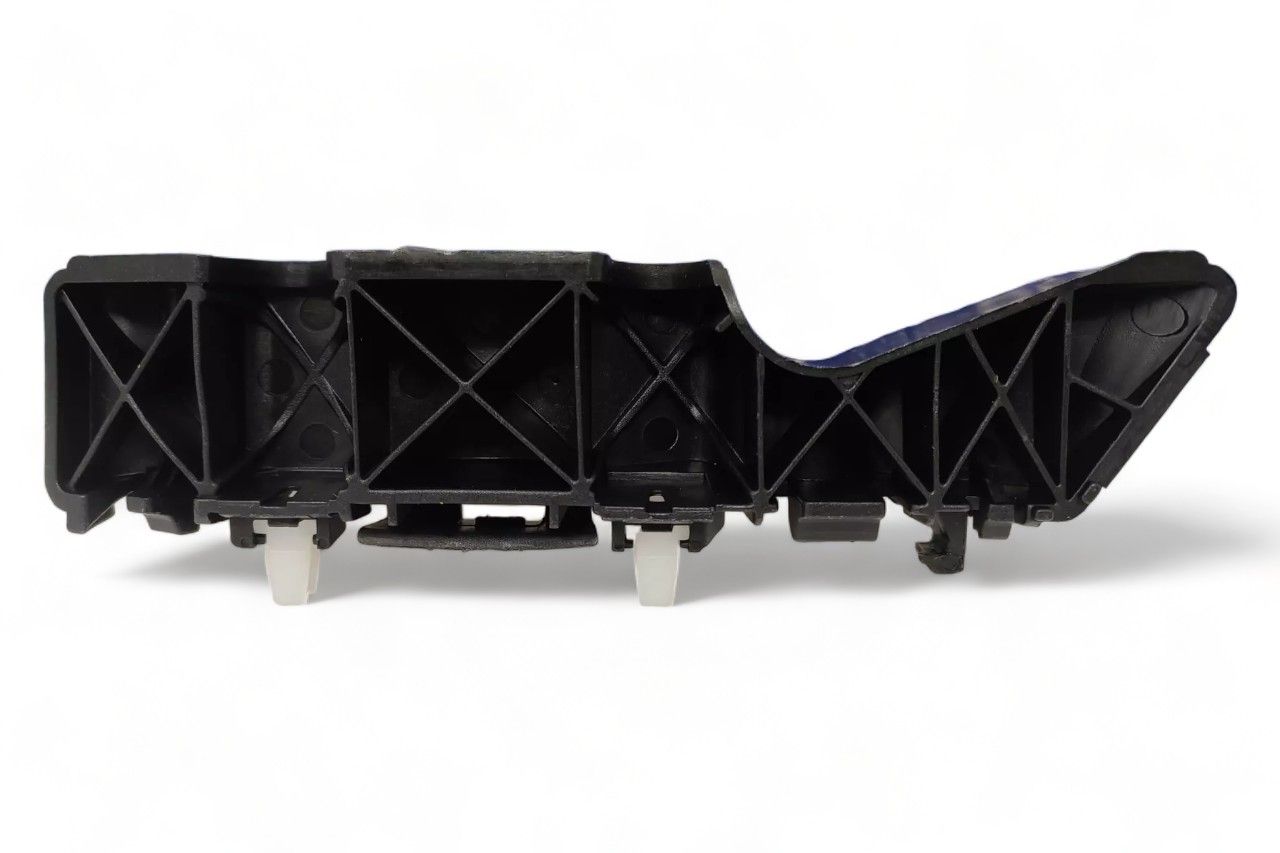 Hyundai/Kia Front Bumper Upper Side Mounting Bracket - LH AV113655