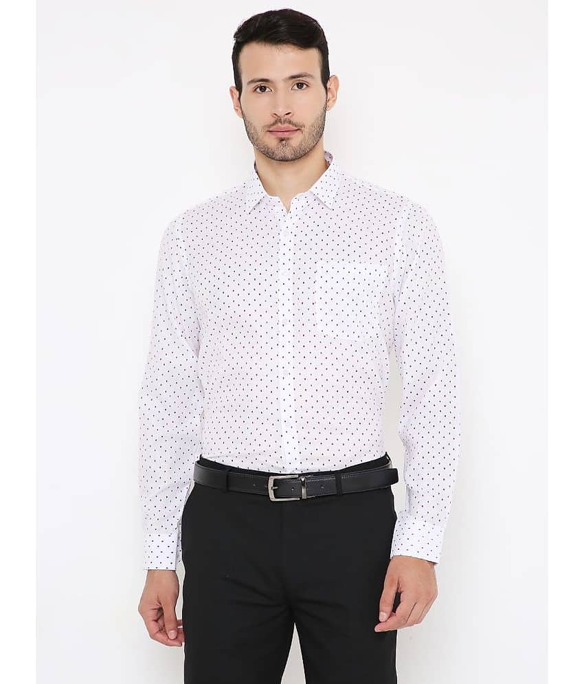 Maharaja - White Polyester Blend Slim Fit Men's Formal Shirt ( Pack of 1 )