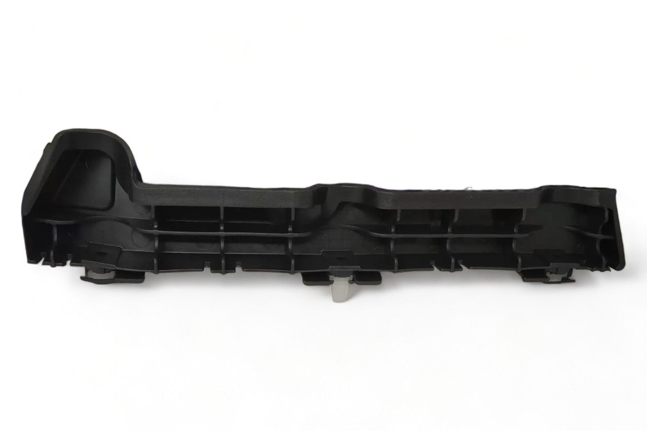 Hyundai/Kia Rear Bumper Side Mounting Bracket - RH AV857410
