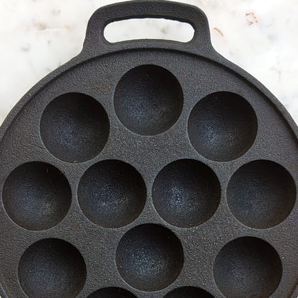 Seasoned Cast Iron Paniyaram Pan with Flat Base-12 Cavities