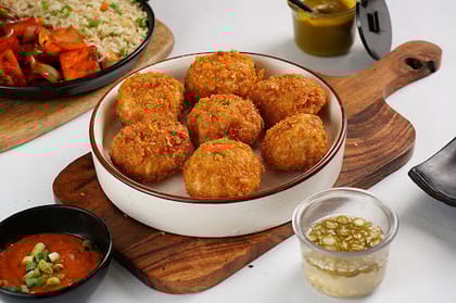 Veg Kurkure Momos