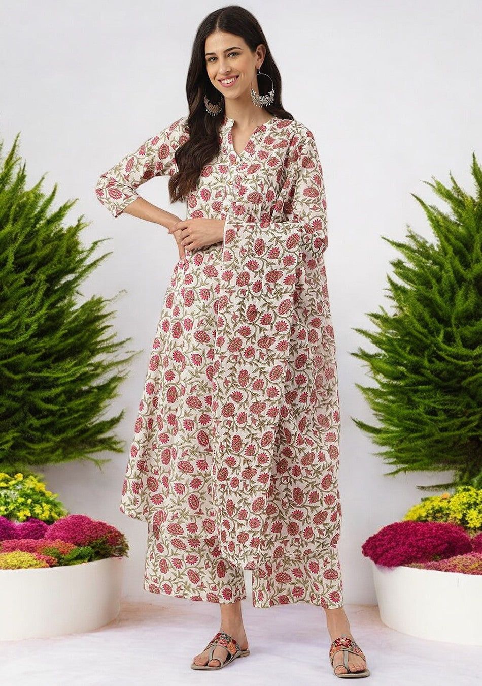 White Floral Printed Anarkali Kurta Palazoo Sets-XS