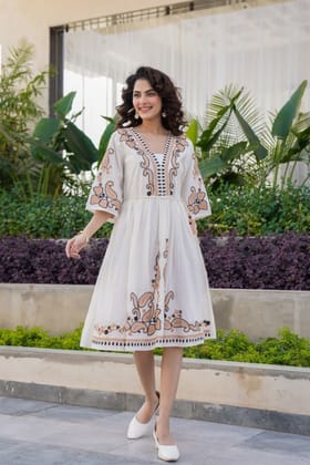 Freyaa Neckline Muse Off-White Embroidered Tunic-OFF WHITE / M