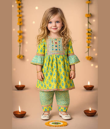 Arshia Fashions Girls Cotton Blend Kurti with Salwar ( Pack of 1 , Yellow )