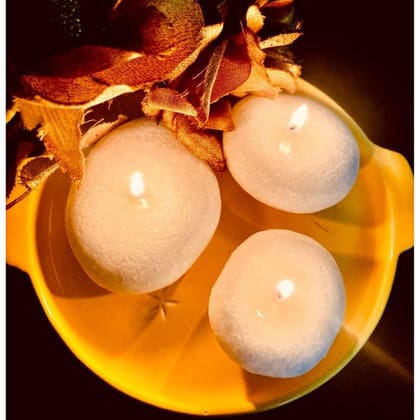 SIGNATURE COLLECTION - VANILLA PEBBLE CANDLES WITH CERAMIC TRAY 