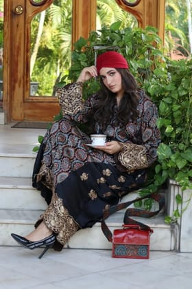 Organic dyed choga set in black handblocks