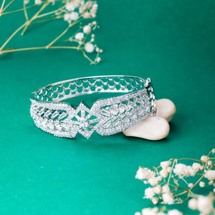 Majestic Wedding Bracelet-White / Rhodium / Free Size