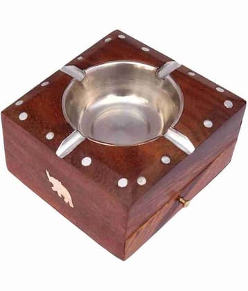 Wooden Dror Ash Tray Set Of 1