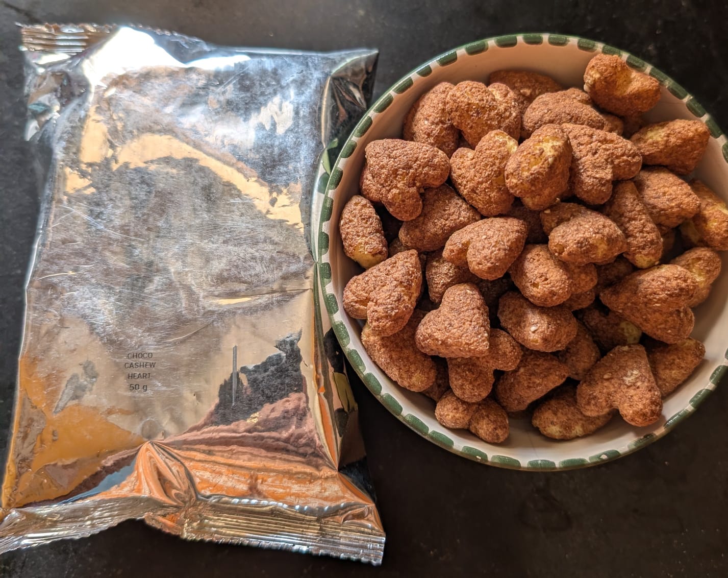 Hv Associates Ragi Choco Cashew Hearts (50 G) | Crunchy Heart-Shaped Puffed Cereal Snack | Healthy Breakfast For Kids & Adults