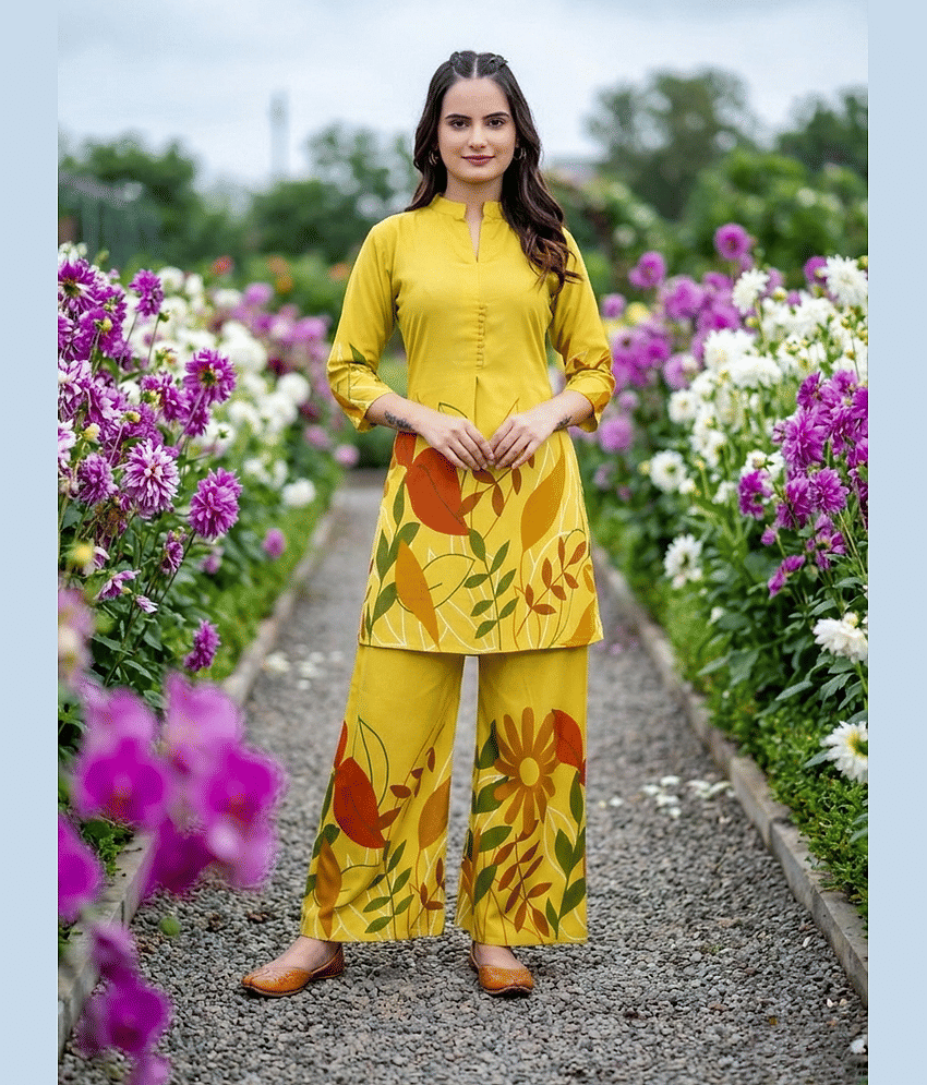 VANVAAM Women Printed Top With Palazzos Co-Ord Set ( Lime Green )