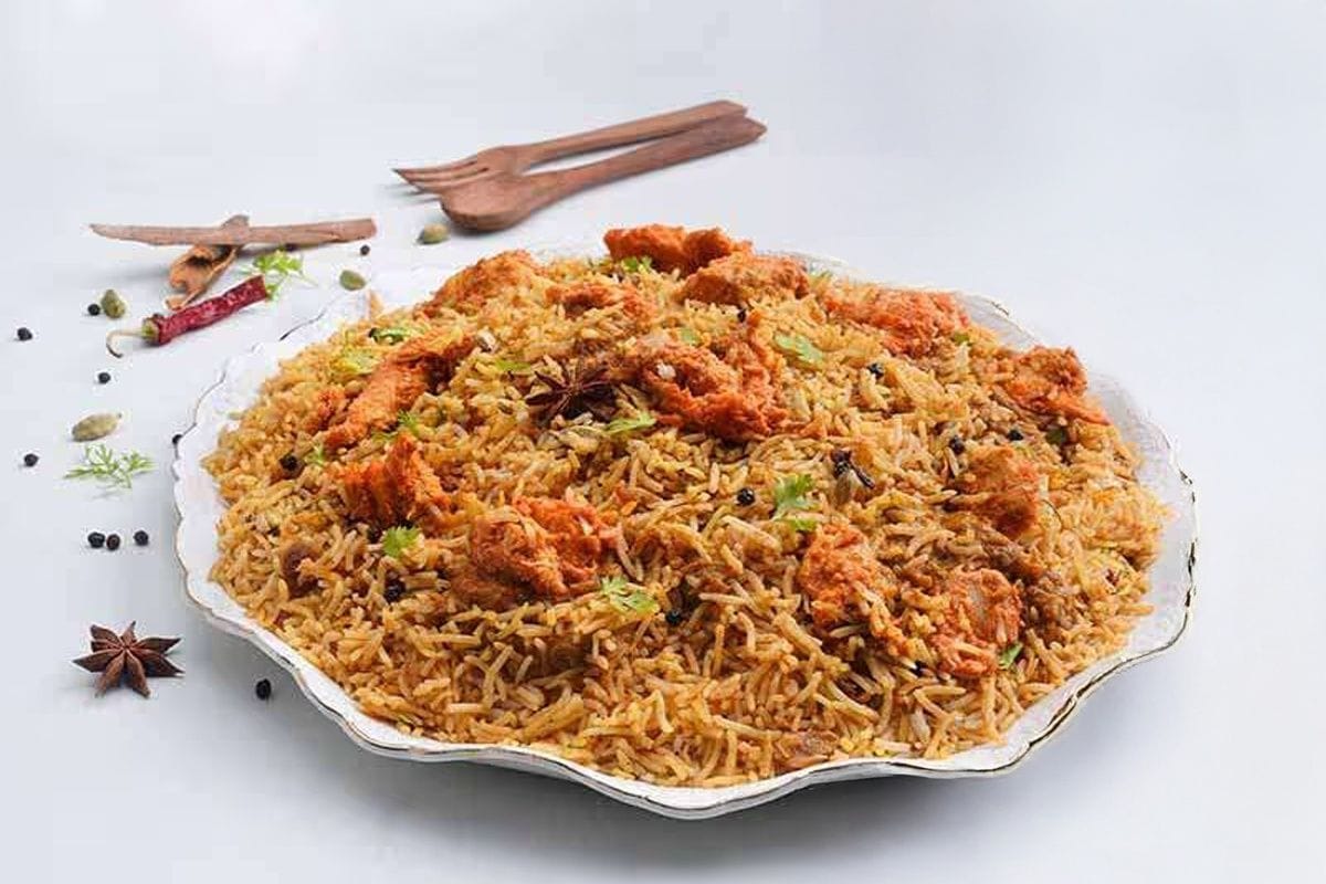 Hyderabadi Chicken Tikka Dum King Biryani (Serves 2)