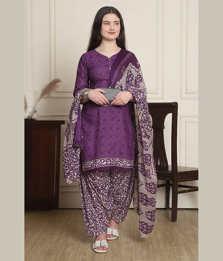 Rajnandini Women Cotton Blend Printed Straight Kurti With Patiala Salwar ( Purple )