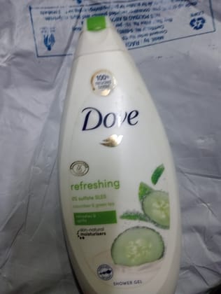 Dove Refreshing 0% sulfate sles Cucumber & green tea Refreshes & Uplifts 