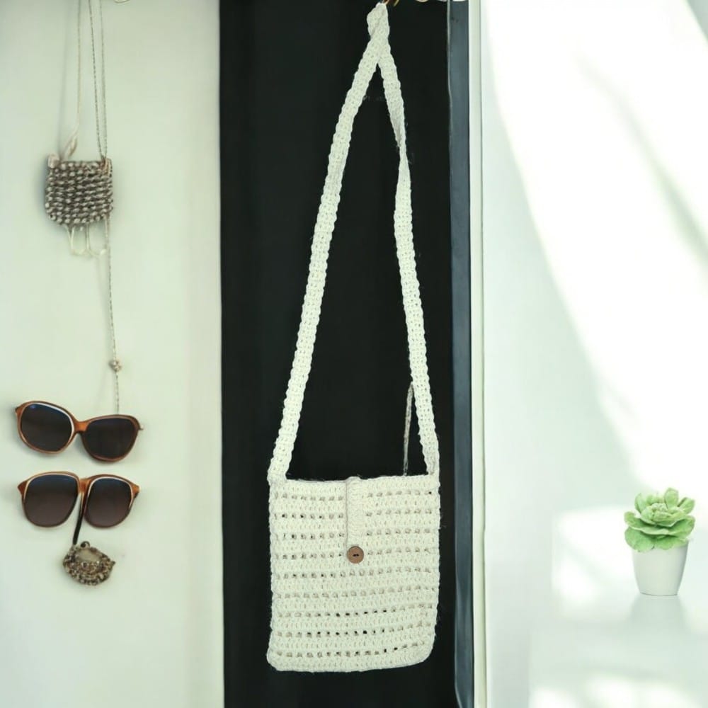 Woolen Bag ( 1 Unit)(10cm* 17 cm)