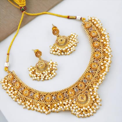 Traditional Pearls Necklace set With Earrings