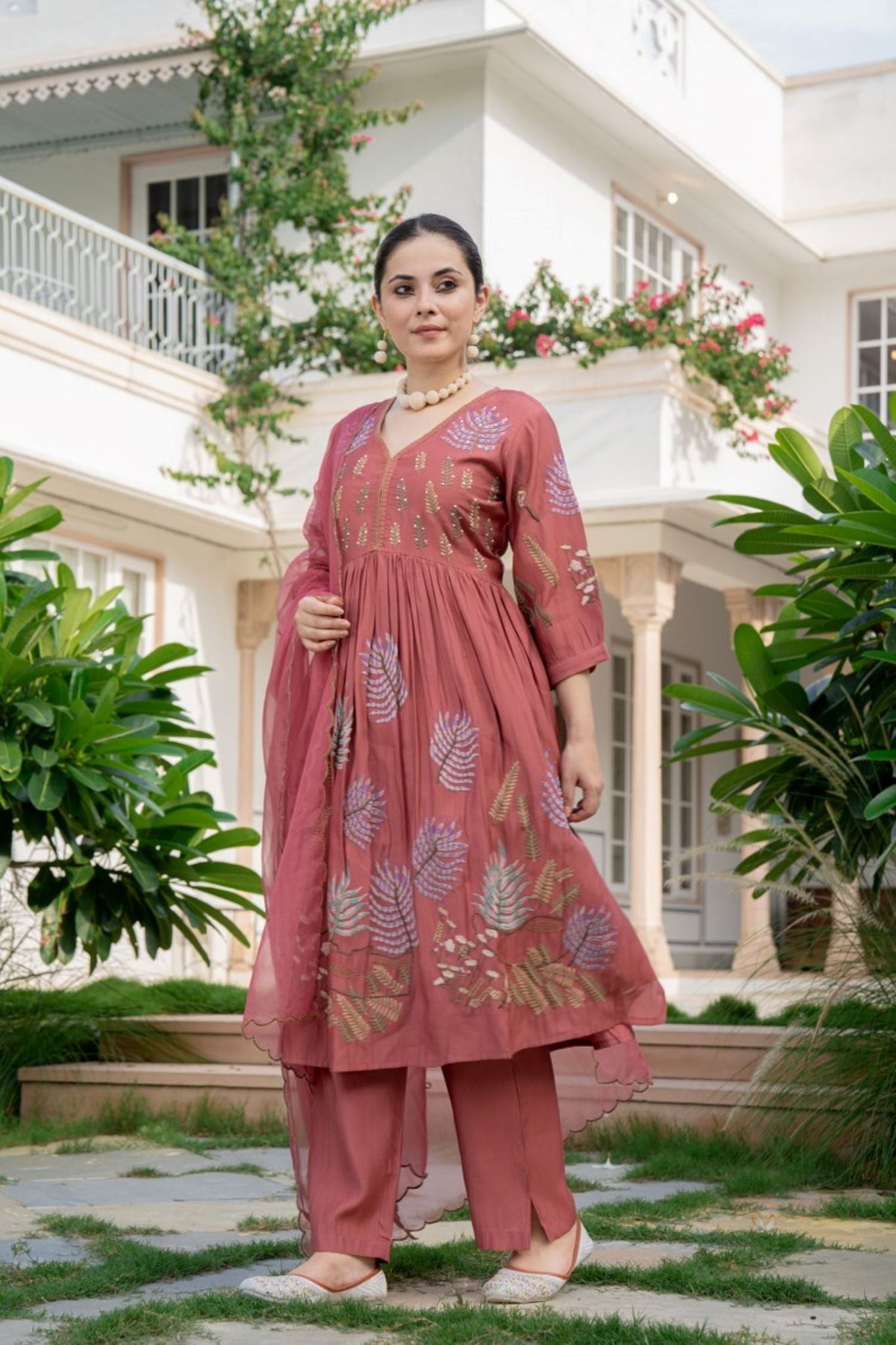 ROSE PINK FLORAL EMBROIDERED STRAIGHT KURTA SUIT WITH DUPATTA-MERGENTA PINK / L