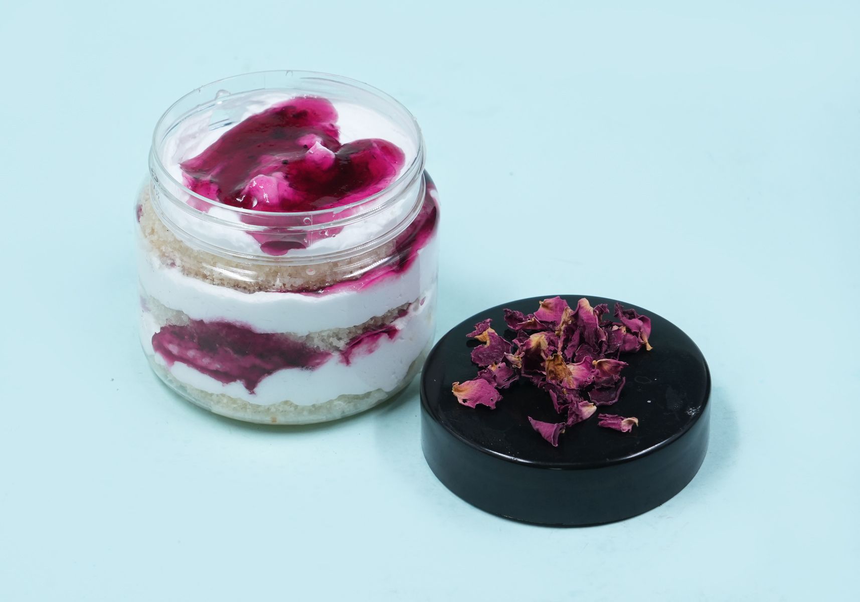 Blueberry jar cake