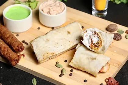 Extra Malai Cream Roll