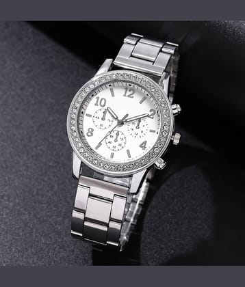 DECLASSE Silver Metal Analog Womens Watch