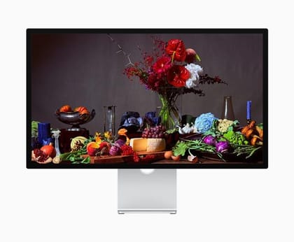 Apple Studio Display - Standard Glass - Tilt- and Height-Adjustable Stand-MK0Q3HN/A
